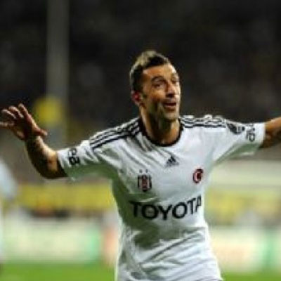 besiktas-ta-simao-2-hafta-yok